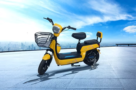 You are currently viewing Avon E Plus: भंगार के दाम में मिल electric scooter, मात्र ₹25,000  में! Budget friendly vehicle!